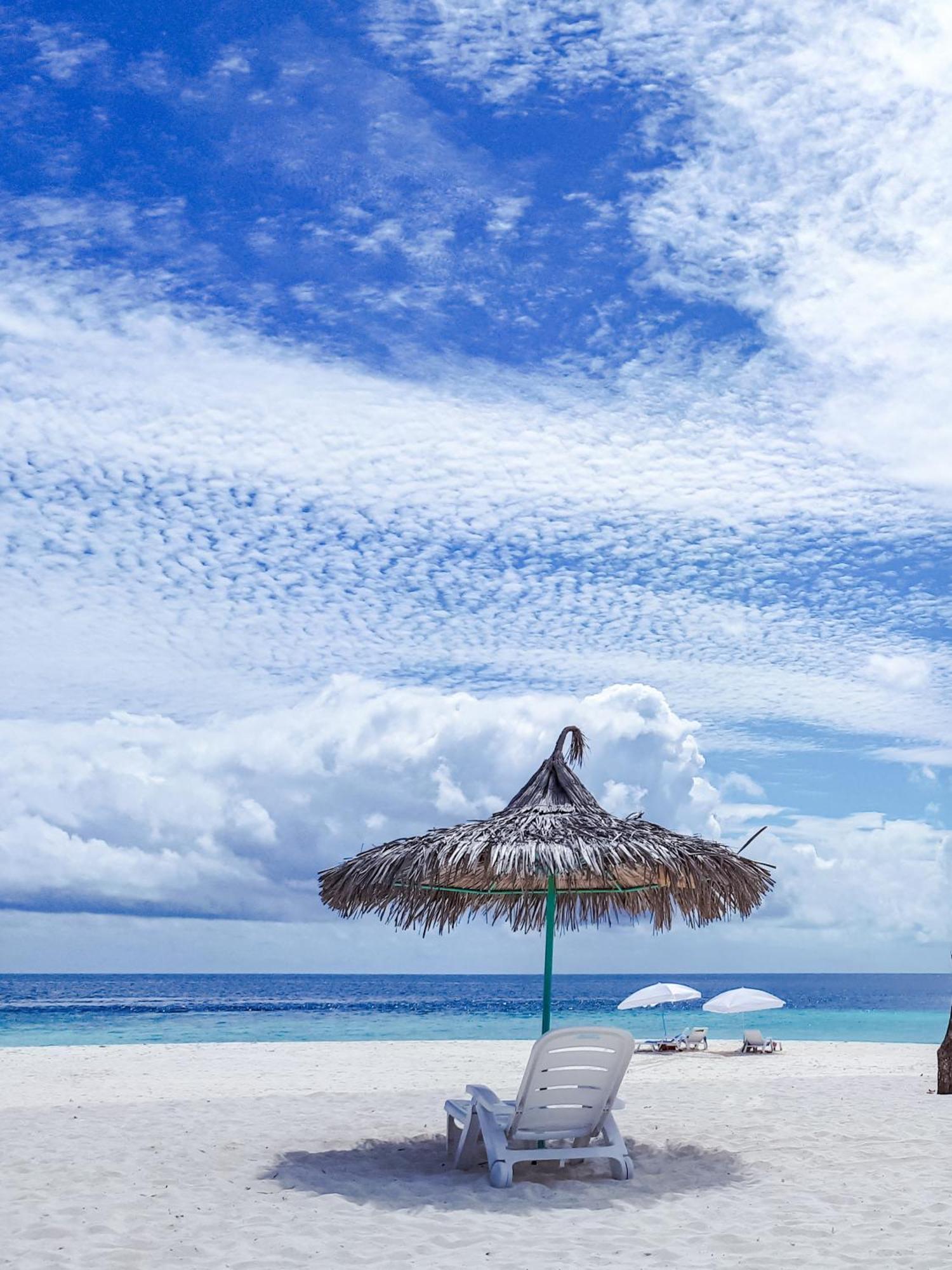 Ukulhas Villa Oceanview Hotel & Spa Экстерьер фото