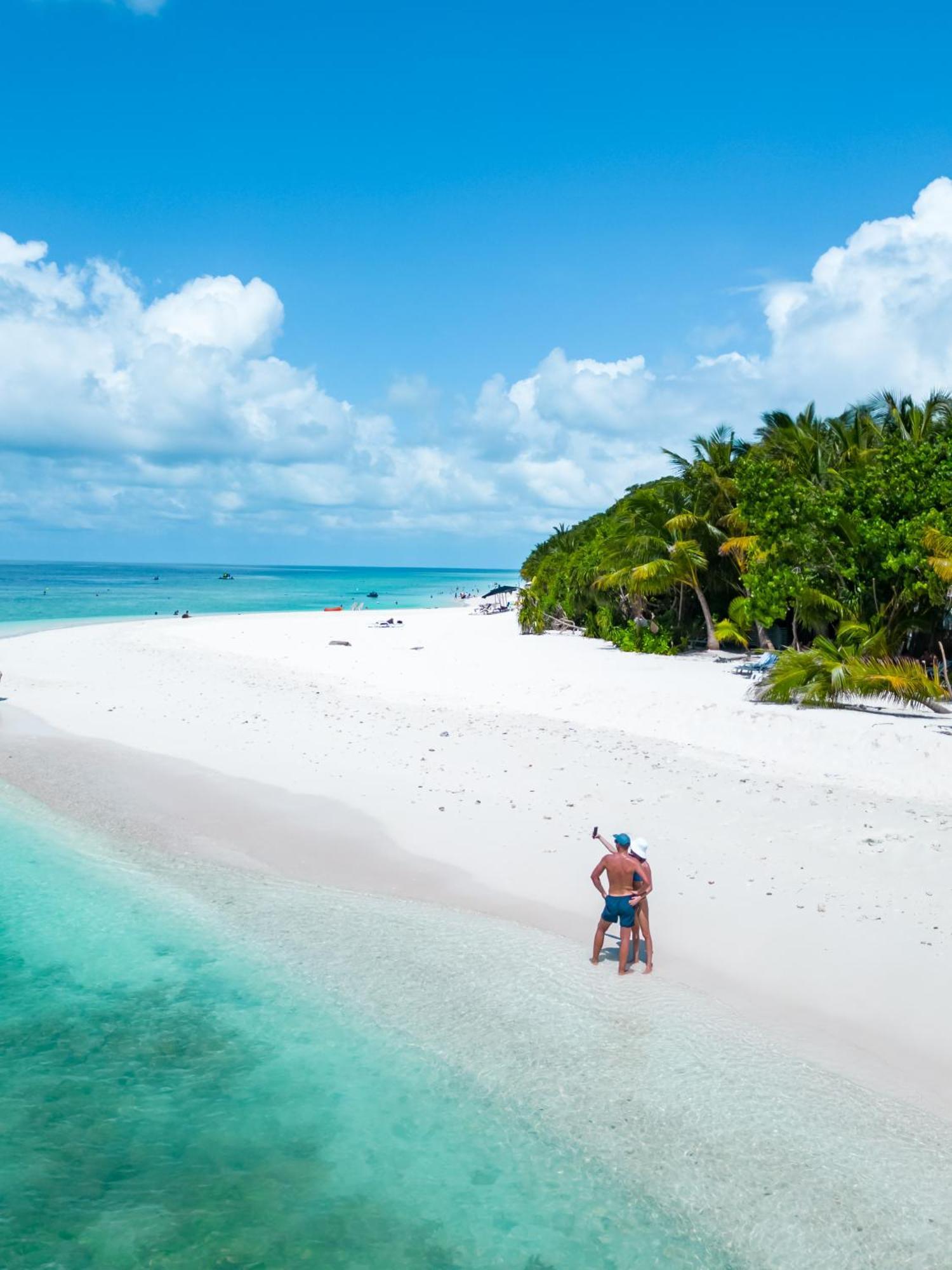 Ukulhas Villa Oceanview Hotel & Spa Экстерьер фото