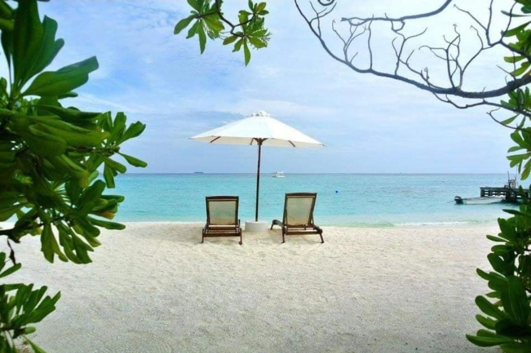 Ukulhas Villa Oceanview Hotel & Spa Экстерьер фото