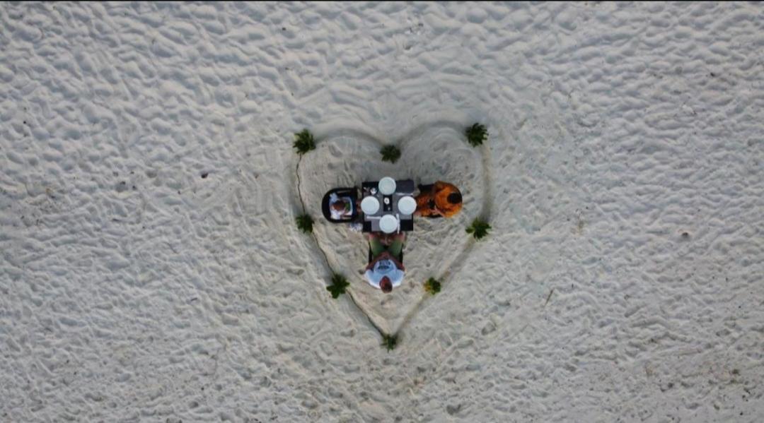 Ukulhas Villa Oceanview Hotel & Spa Экстерьер фото